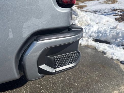 Used 2024 GMC Sierra 2500 Denali w/ Denali Reserve Package image 16