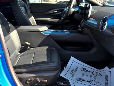Used 2024 Chevrolet Equinox EV LT FWD image 53