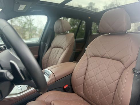 Certified 2023 BMW X5 xDrive40i w/ M Sport Package image 13