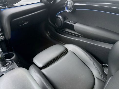 Used 2022 MINI Cooper SE FWD image 28
