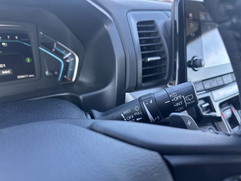 Used 2024 Honda Odyssey EX-L image 25