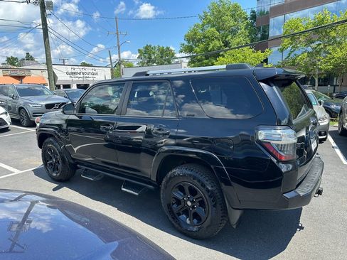 Used 2019 Toyota 4Runner SR5 Premium AWD/4WD image 9