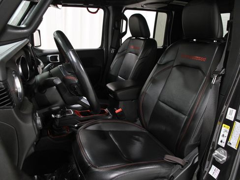 Used 2020 Jeep Gladiator Rubicon image 5
