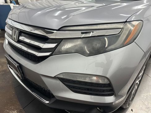 Used 2017 Honda Pilot Touring image 34