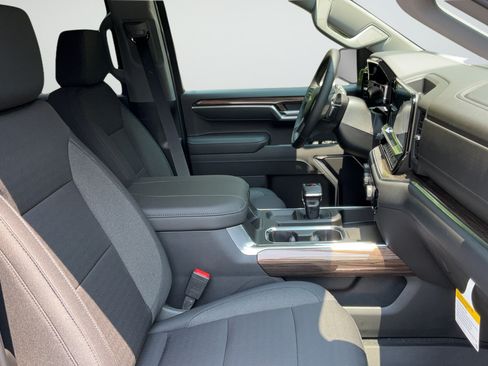 New 2026 Chevrolet Silverado 1500 LT AWD/4WD image 24