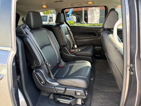 Used 2025 Honda Odyssey EX-L image 10