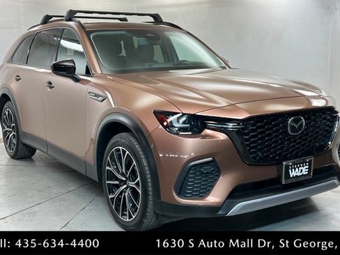Certified 2025 MAZDA CX-70 Plug-In Hybrid w/ Premium Pkg AWD/4WD image 7