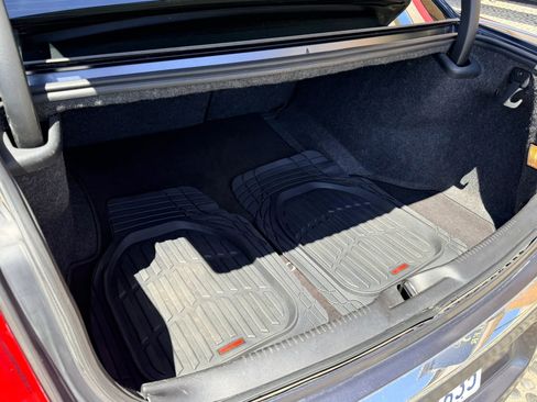 Used 2016 Chrysler 300 C RWD image 14