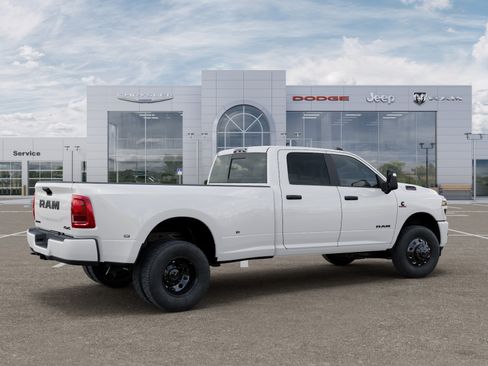 New 2026 RAM 3500 Big Horn AWD/4WD image 31