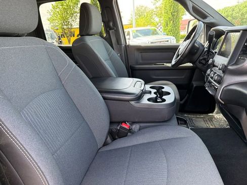 Used 2024 RAM 3500 Tradesman w/ Chrome Appearance Group AWD/4WD image 22