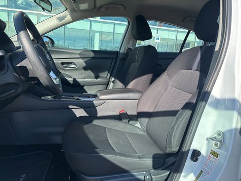 Used 2024 Nissan Sentra SV image 11