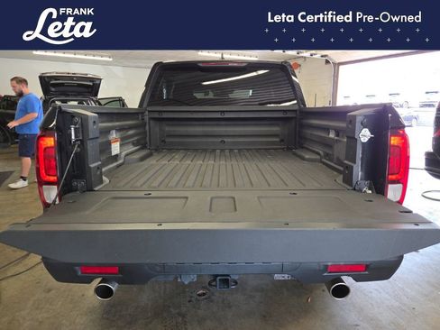 Used 2025 Honda Ridgeline Sport image 23