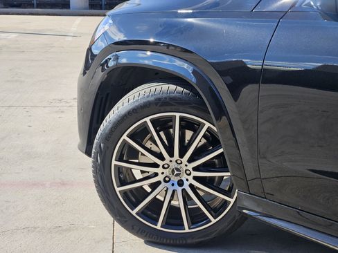 Certified 2025 Mercedes-Benz GLS 450 4MATIC image 5