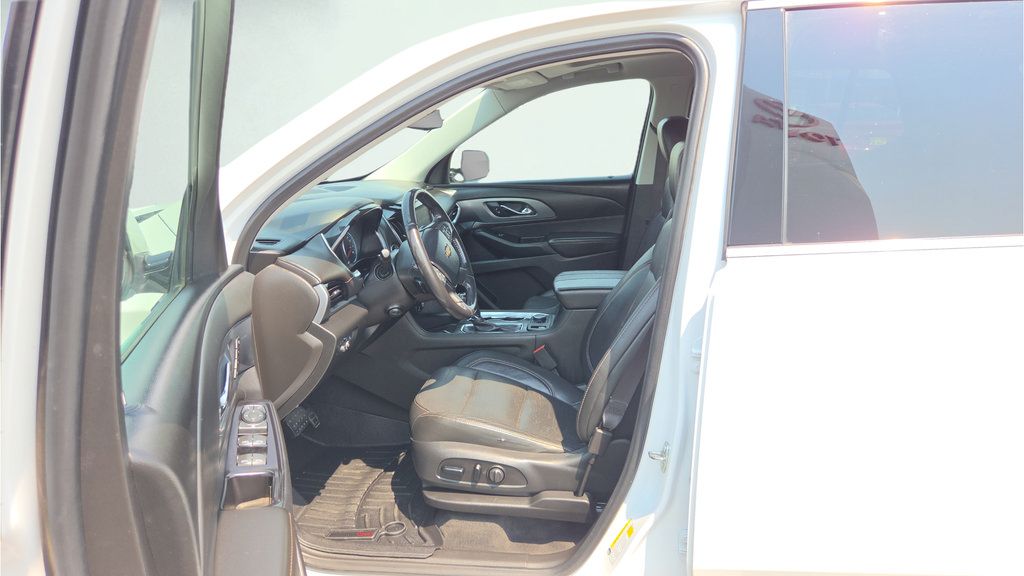 Used 2020 Chevrolet Traverse Premier AWD/4WD image 46