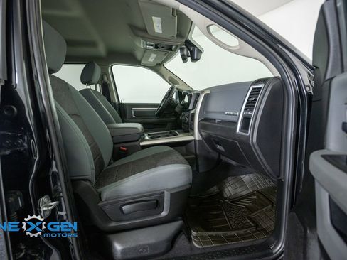Used 2018 RAM 1500 Big Horn AWD/4WD image 42
