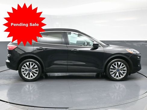 Used 2022 Ford Escape Titanium image 8