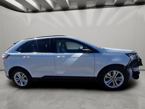 Used 2020 Ford Edge SEL AWD/4WD image 12