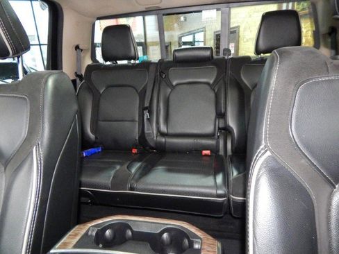 Used 2019 RAM 1500 Laramie image 34
