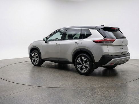 Used 2025 Nissan Rogue SV AWD/4WD image 6