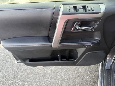 Used 2020 Toyota 4Runner Limited image 26
