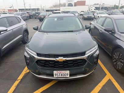 Used 2025 Chevrolet Trax LT