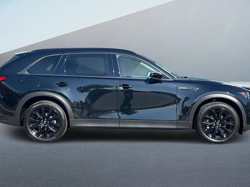 New 2025 MAZDA CX-90 Plug-In Hybrid w/Premium Sport image 2