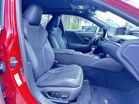 Used 2019 Lexus ES 350 F Sport w/ Accessory Package 2 FWD image 17