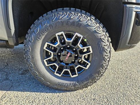 New 2026 GMC Sierra 2500 AT4X image 8