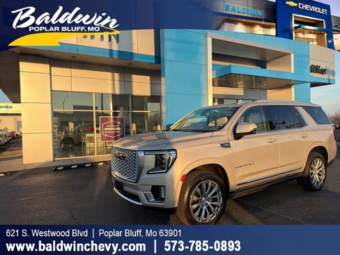 Used 2021 GMC Yukon Denali w/ Denali Ultimate Package image 1