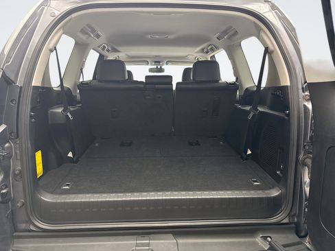 Used 2018 Lexus GX 460 Premium w/ Premium Package AWD/4WD image 20