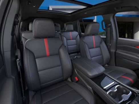 New 2026 Chevrolet Traverse RS FWD image 16