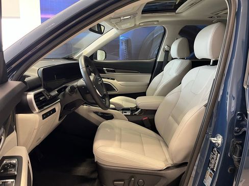 Used 2024 Kia Telluride S w/ S Sunroof Package AWD/4WD image 2