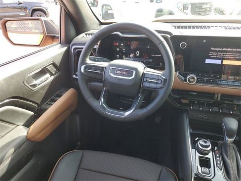 New 2025 GMC Canyon AT4 w/ Nightfall Edition image 13