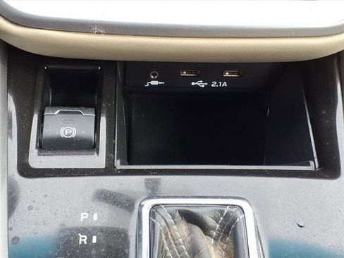 Used 2021 Subaru Outback Premium image 18