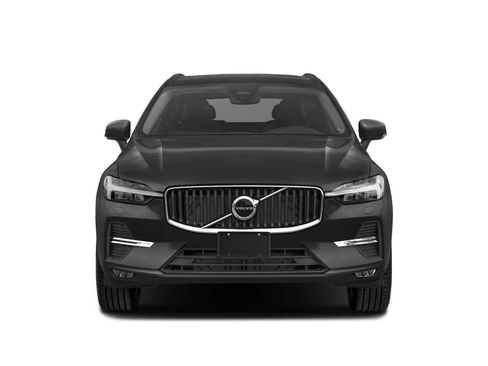 Used 2024 Volvo XC60 B5 Plus AWD/4WD image 4