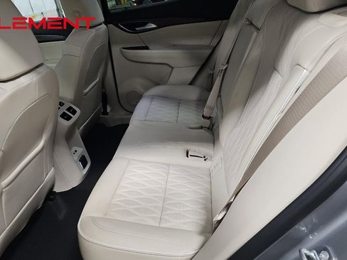 Used 2023 Buick Envision Avenir image 18