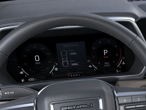 New 2026 GMC Canyon Denali AWD/4WD image 18