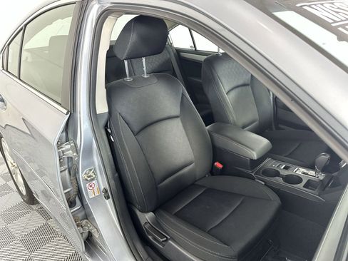 Used 2016 Subaru Legacy 2.5i Premium AWD/4WD image 27