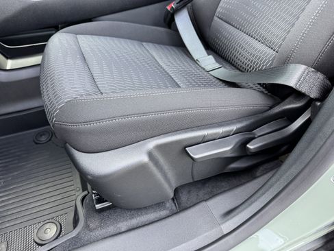 New 2026 Chevrolet Equinox LT image 14