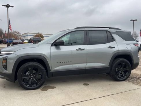 New 2026 Chevrolet Equinox LT w/ Convenience Package II image 5