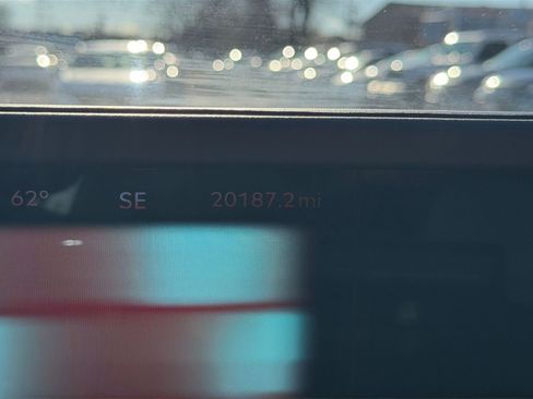 Used 2024 Lincoln Nautilus Reserve image 41