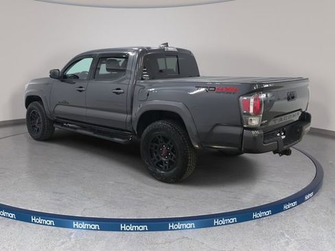Used 2021 Toyota Tacoma TRD Sport w/ Technology Package image 8