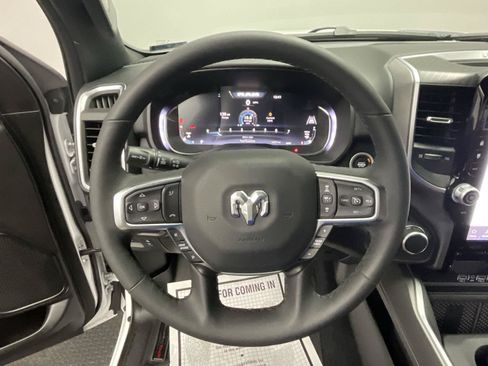 Used 2025 RAM 1500 Big Horn AWD/4WD image 15