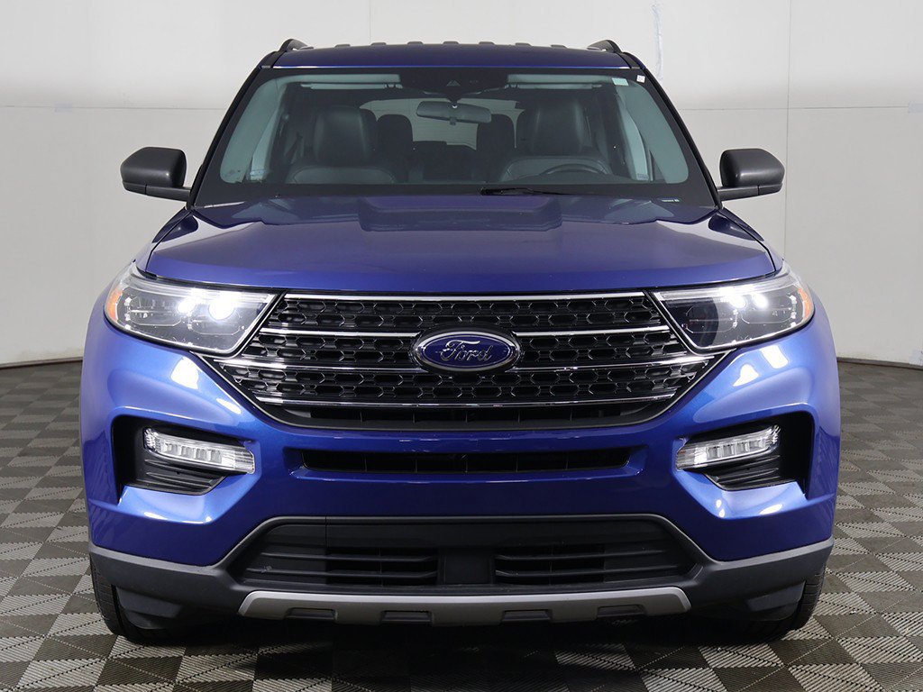Used 2023 Ford Explorer XLT w/ Equipment Group 202A AWD/4WD image 11