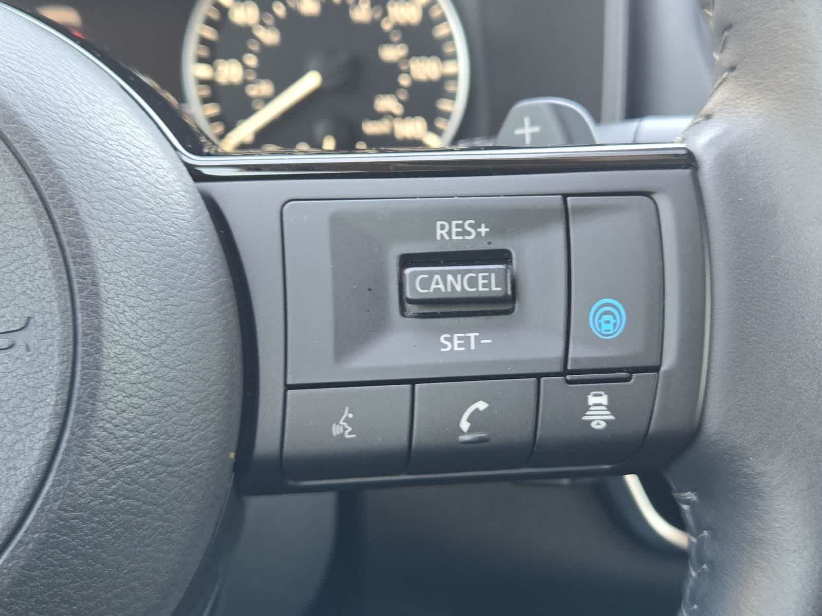 Used 2023 Nissan Rogue SL w/ SL Premium Package FWD image 25