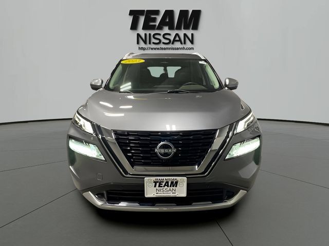 Certified 2023 Nissan Rogue Platinum AWD/4WD image 2