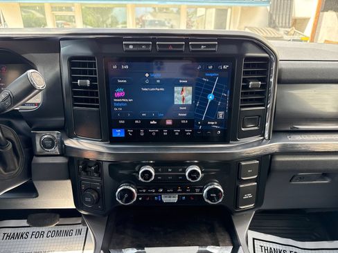 Used 2024 Ford F250 Lariat w/ Sport Appearance Package AWD/4WD image 18