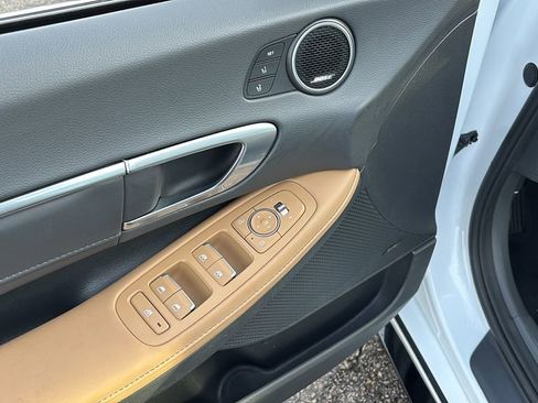 Used 2021 Hyundai Sonata Limited image 14