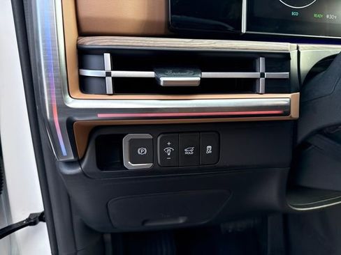 Certified 2026 Hyundai Santa Fe Calligraphy image 16