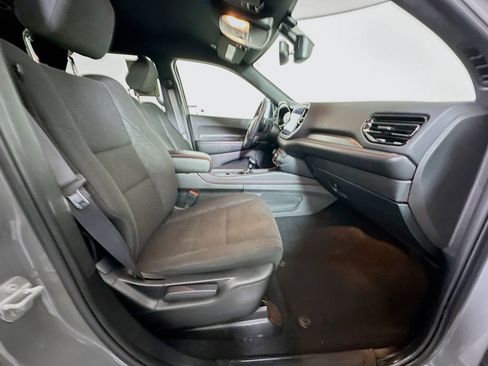 Used 2025 Dodge Durango GT image 32